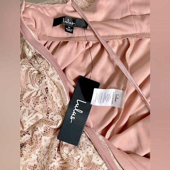 NEW WITH TAGS Lulu’s Stolen Moments Dusty Pink Lace-Up Lace Maxi Dress - Picture 8 of 10